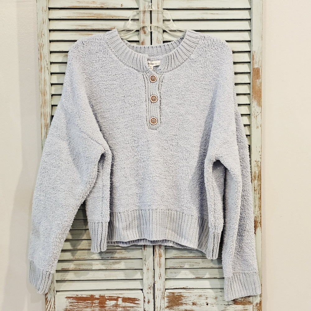 NWT HOOKED UP Juniors XL Kentucky Blue Soft Cozycore Teddycore Henley Sweater